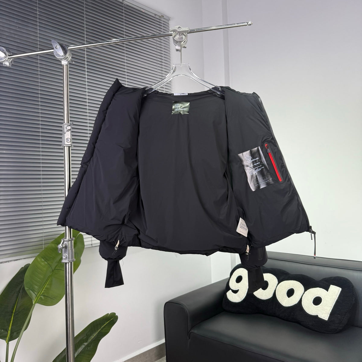 Moncler Black Graphic-Logo Hooded Puffer Jacket